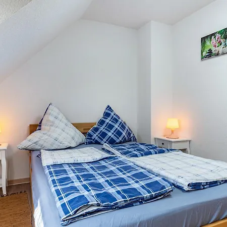 Leon Apartment *